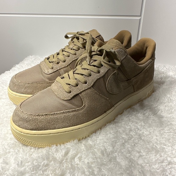 Nike Beige Athletic Shoes